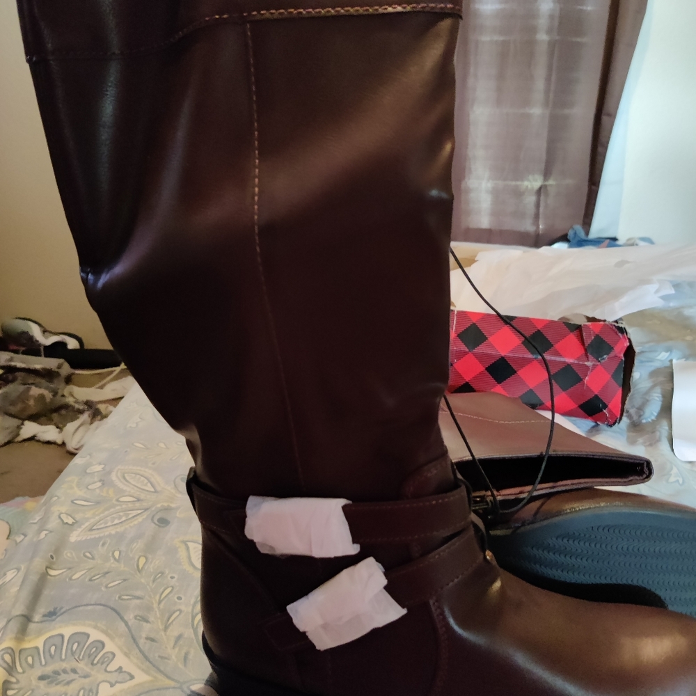 Women's boots